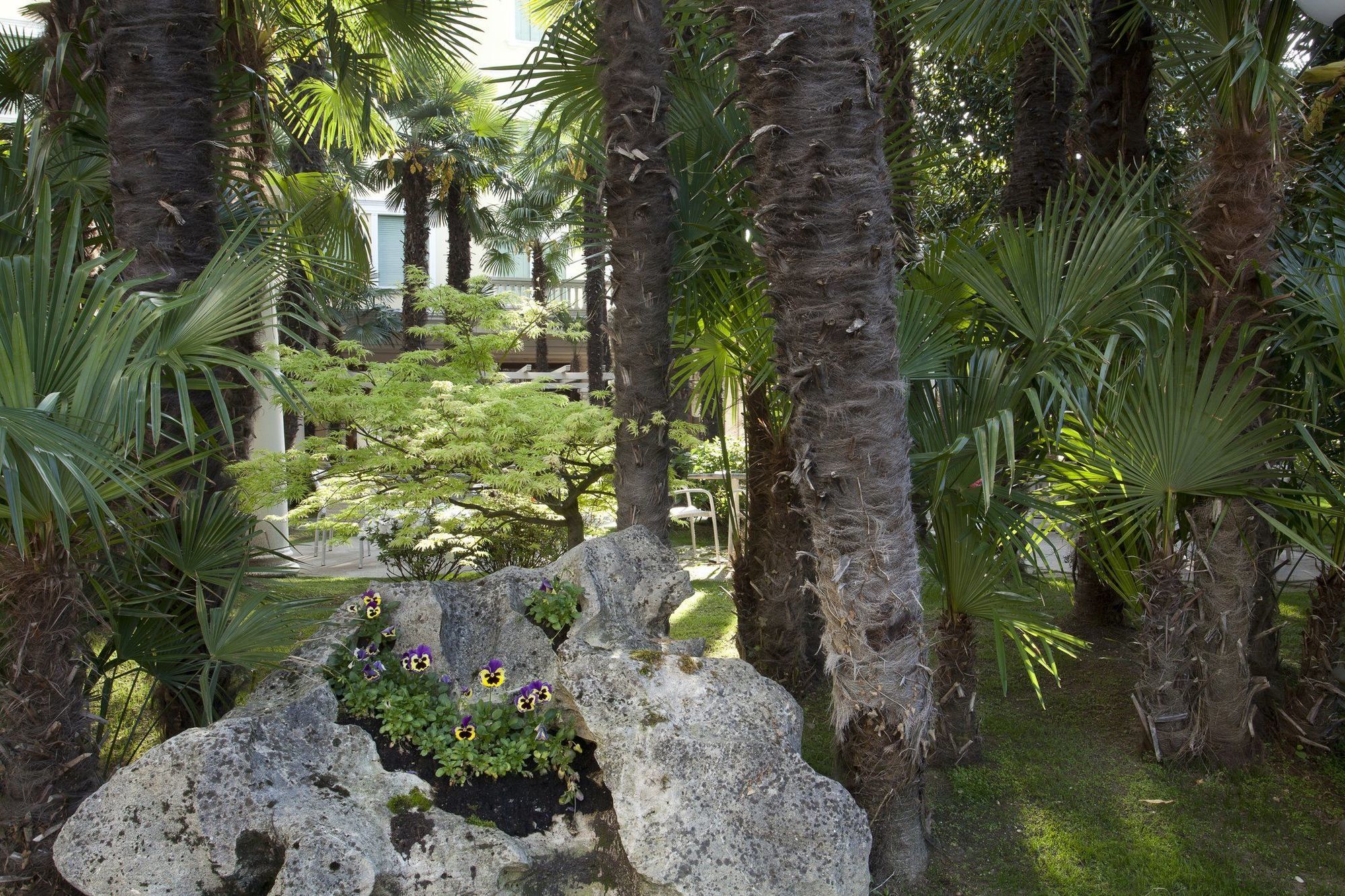 Grand Hotel Trieste & Victoria أبانو تيرمي المظهر الخارجي الصورة The Palm House