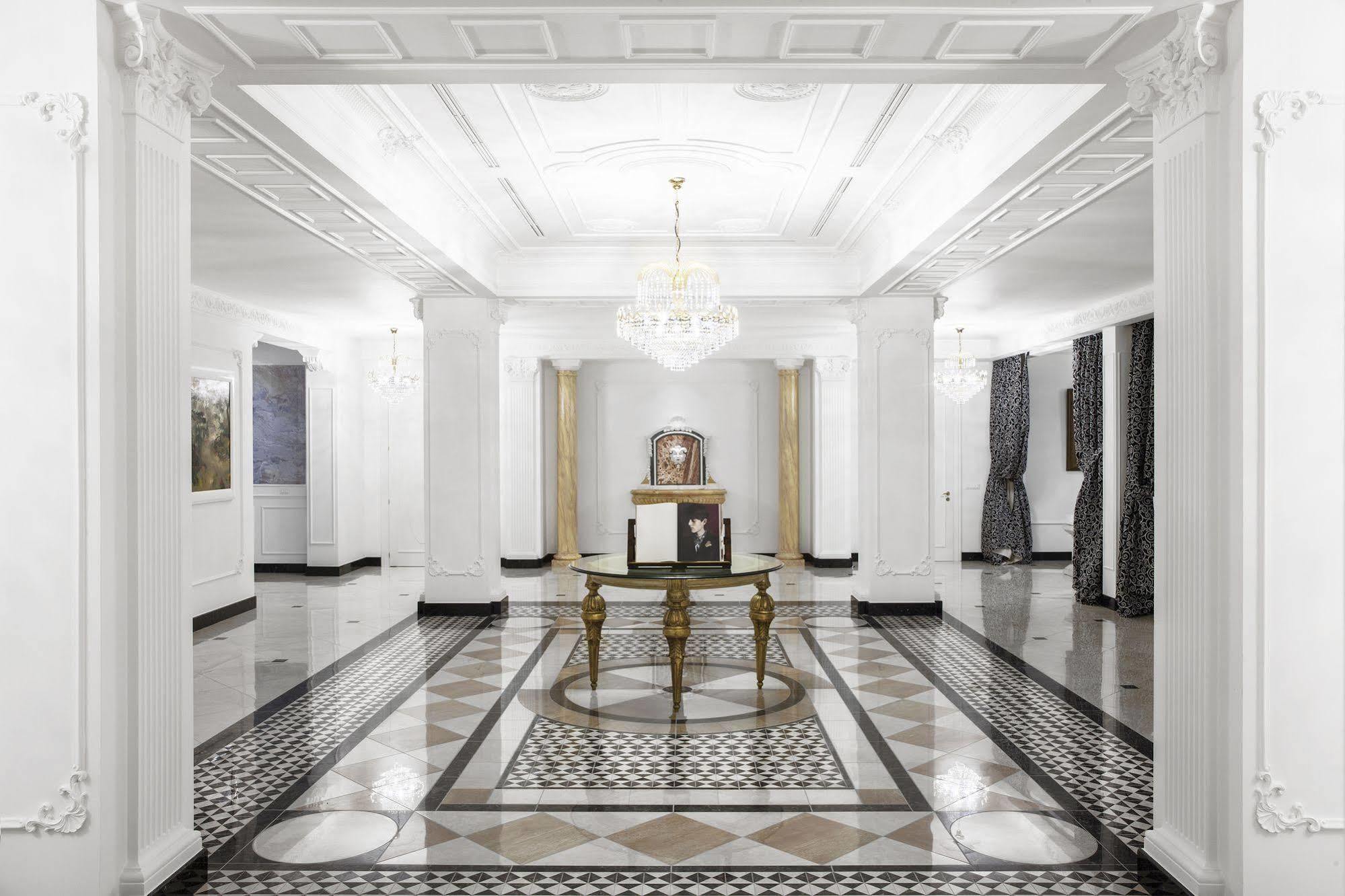 Grand Hotel Trieste & Victoria أبانو تيرمي المظهر الخارجي الصورة The lobby of the hotel