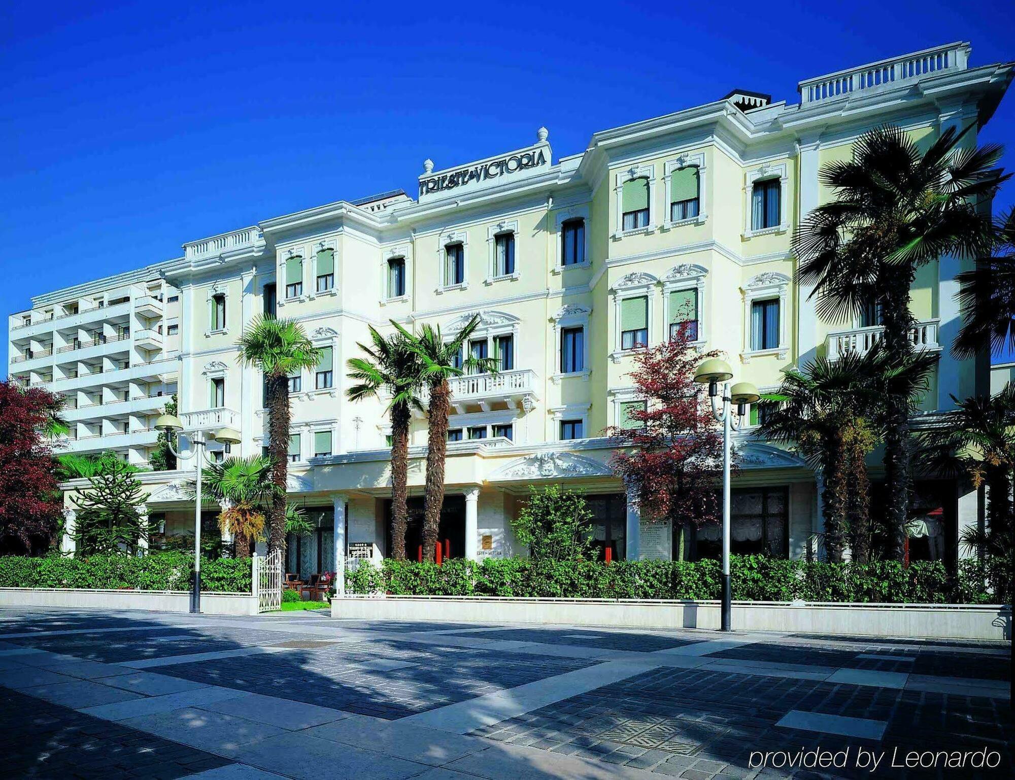 Grand Hotel Trieste & Victoria أبانو تيرمي المظهر الخارجي الصورة The hotel in 2008